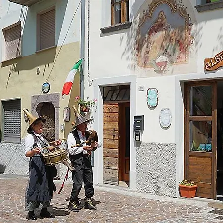 Diffuso Nel Cuore Lejlighedshotel Ornica